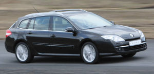 sRENAULT_LAGUNA_3_ESTATE_OUT_12